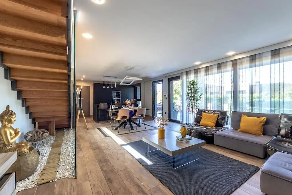 Casa Unifamiliar Con Vistas Al Paisaje Y Encanto En El Corazon Del Pais Vasco,Espana Mungia 0*,  Spain